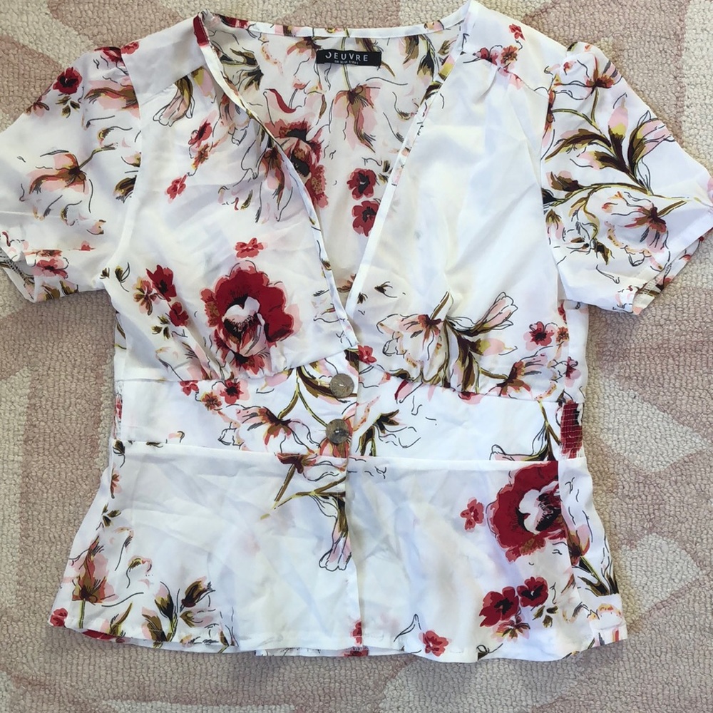 NWOT floral blouse